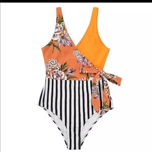 New with tags Cupshe one piece